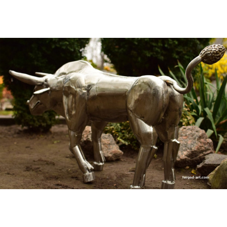bull made of stainless steel sculpture